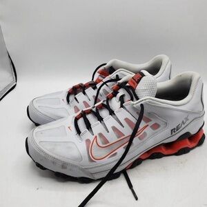 Nike Reax 8 TR Mesh 'Pure Platinum Chile Red' 621716-027 M11